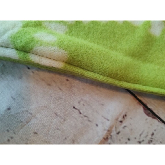 Handmade fleece dinosaur blanket 48x59 inches New - Picture 4 of 5